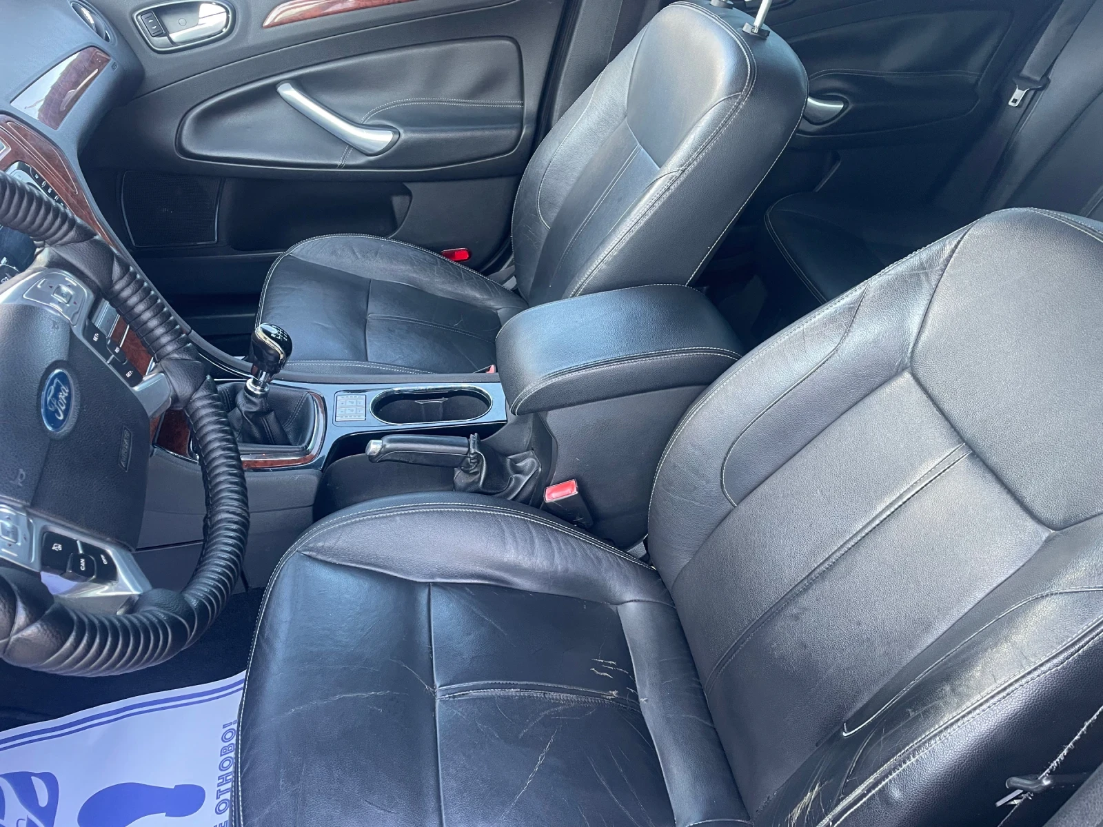 Ford Mondeo 2.0 140кс 🔝, снимка 10 - Автомобили и джипове - 55421715
