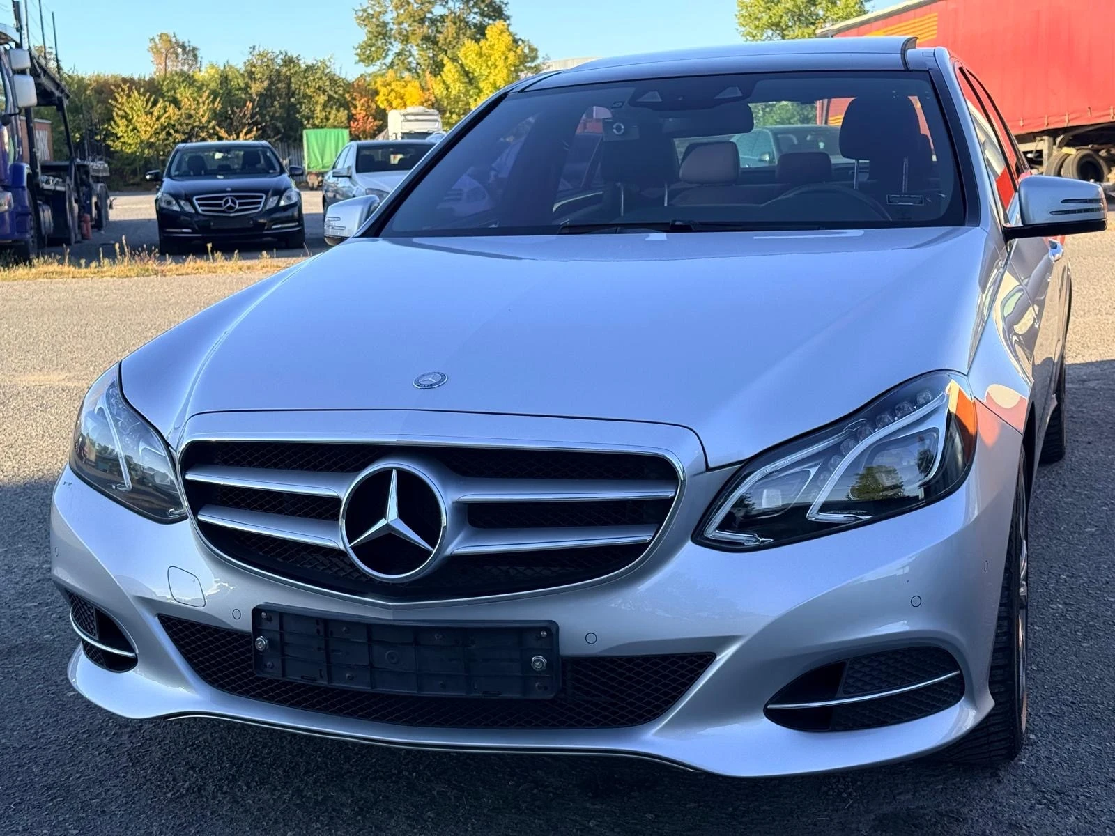 Mercedes-Benz E 300 Panorama 4MATIC, снимка 2 - Автомобили и джипове - 56289007