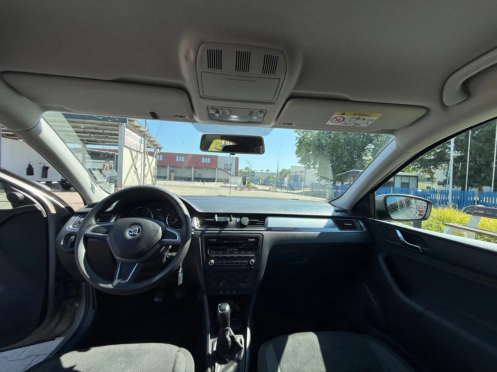Skoda Rapid, снимка 8 - Автомобили и джипове - 55782457