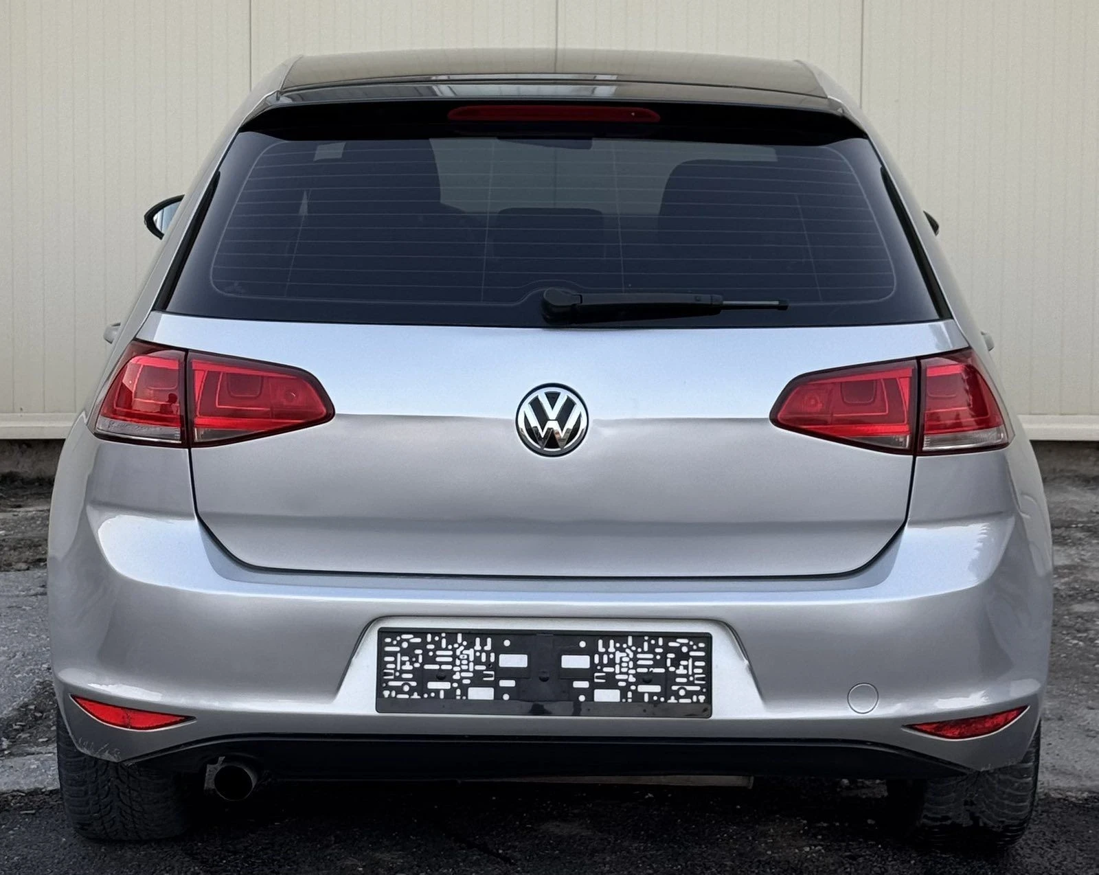 VW Golf 7 1.6TDI, снимка 6 - Автомобили и джипове - 55805609