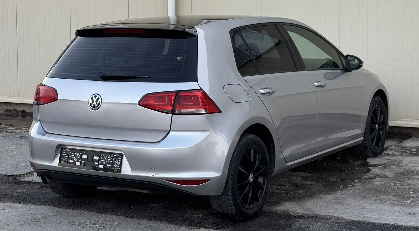 VW Golf 7 1.6TDI, снимка 5 - Автомобили и джипове - 55805609