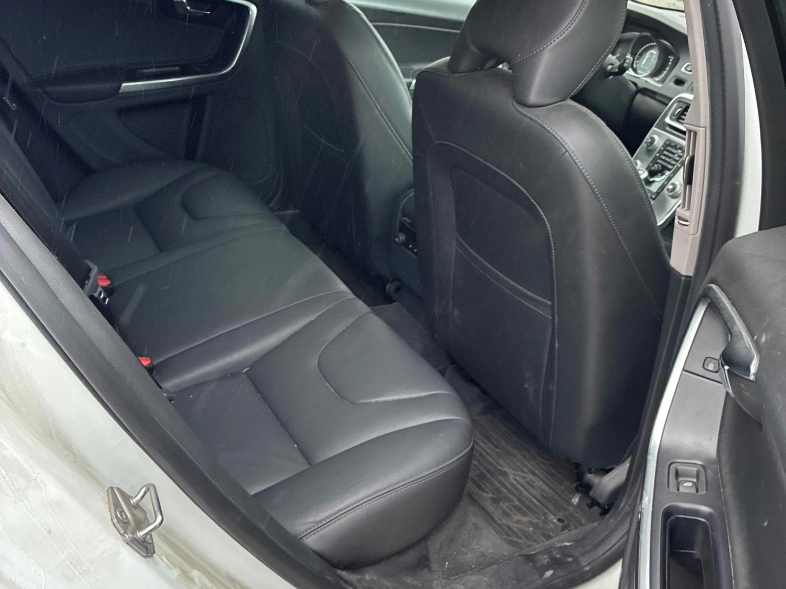 Volvo V60 Cross Country * Premier * CARFAX * ����� �� ����������� *  | Mobile.bg � ����������� 14