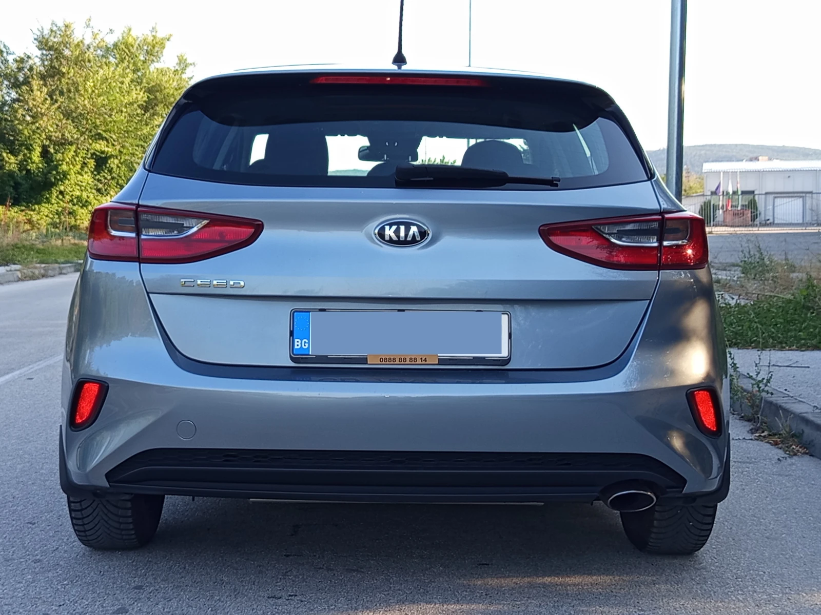 Kia Ceed 1.4/100кс.* * * , снимка 10 - Автомобили и джипове - 55936836