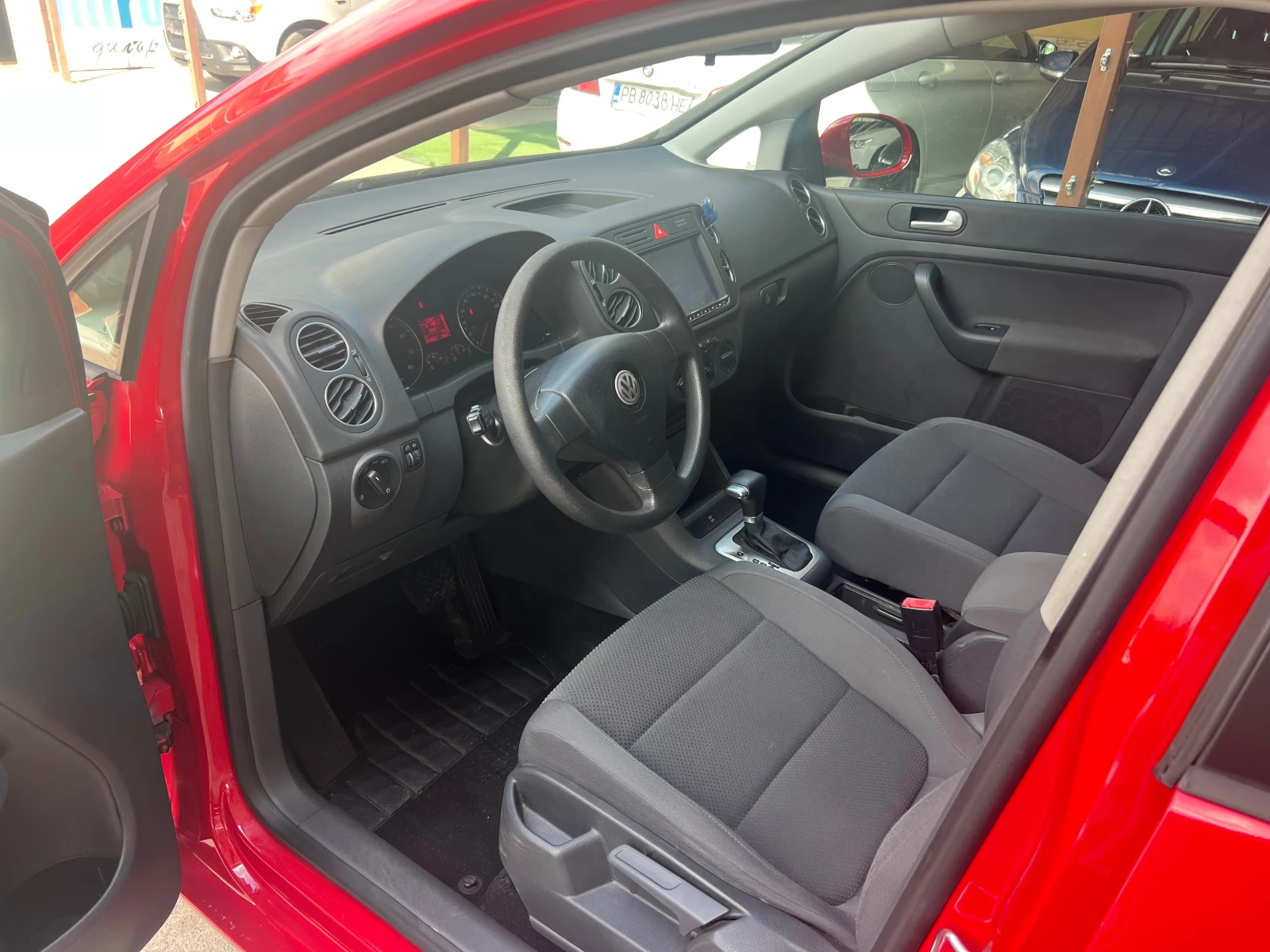 VW Golf Plus Германия перфект, снимка 12 - Автомобили и джипове - 55946421