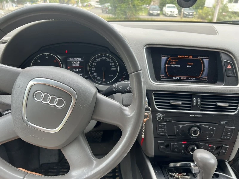 Audi Q5, снимка 6 - Автомобили и джипове - 48127869