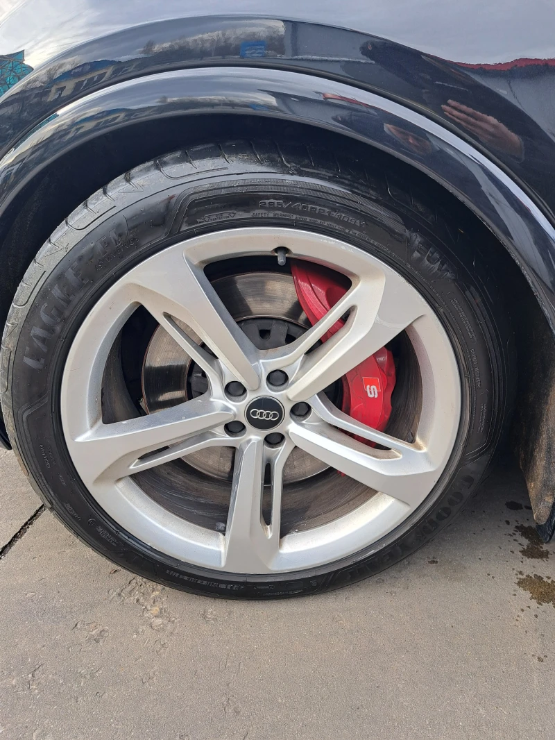 Audi SQ7 4.0 TDI, снимка 16 - Автомобили и джипове - 52597624