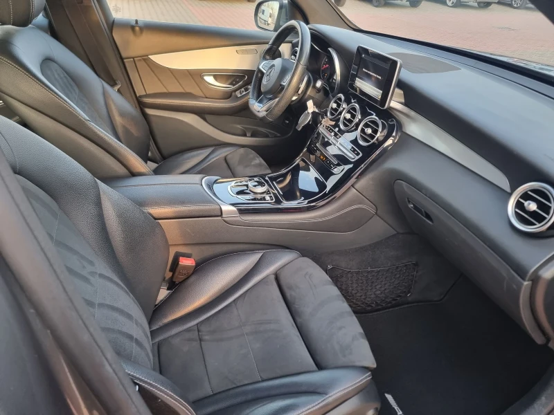 Mercedes-Benz GLC 220 2.2 CDI , снимка 11 - Автомобили и джипове - 52885307