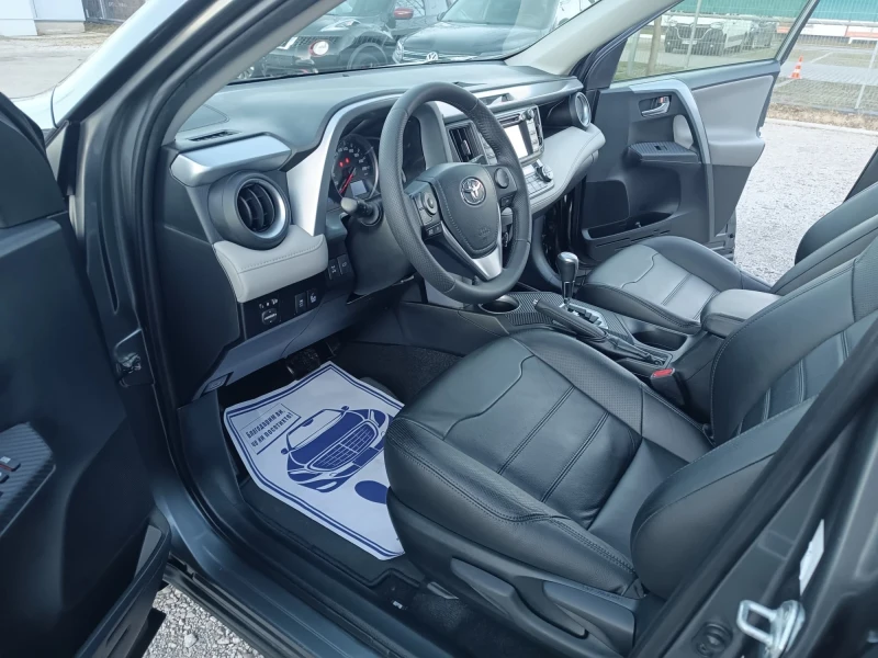 Toyota Rav4 2.0i Автоматик ! Кожен салон ! Навигация !, снимка 10 - Автомобили и джипове - 52964744