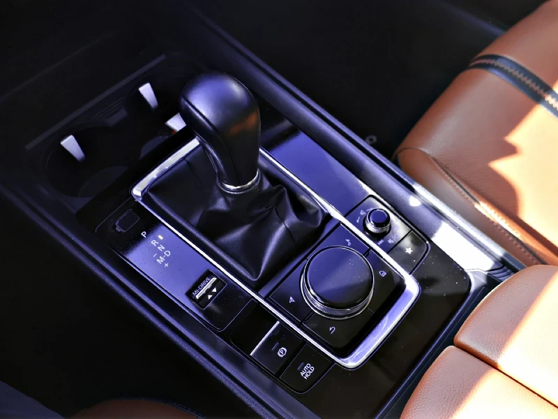 Mazda CX-50 Meridian Edition* GT* Zircon Sand Mettalic* FULL, снимка 15 - Автомобили и джипове - 54586135