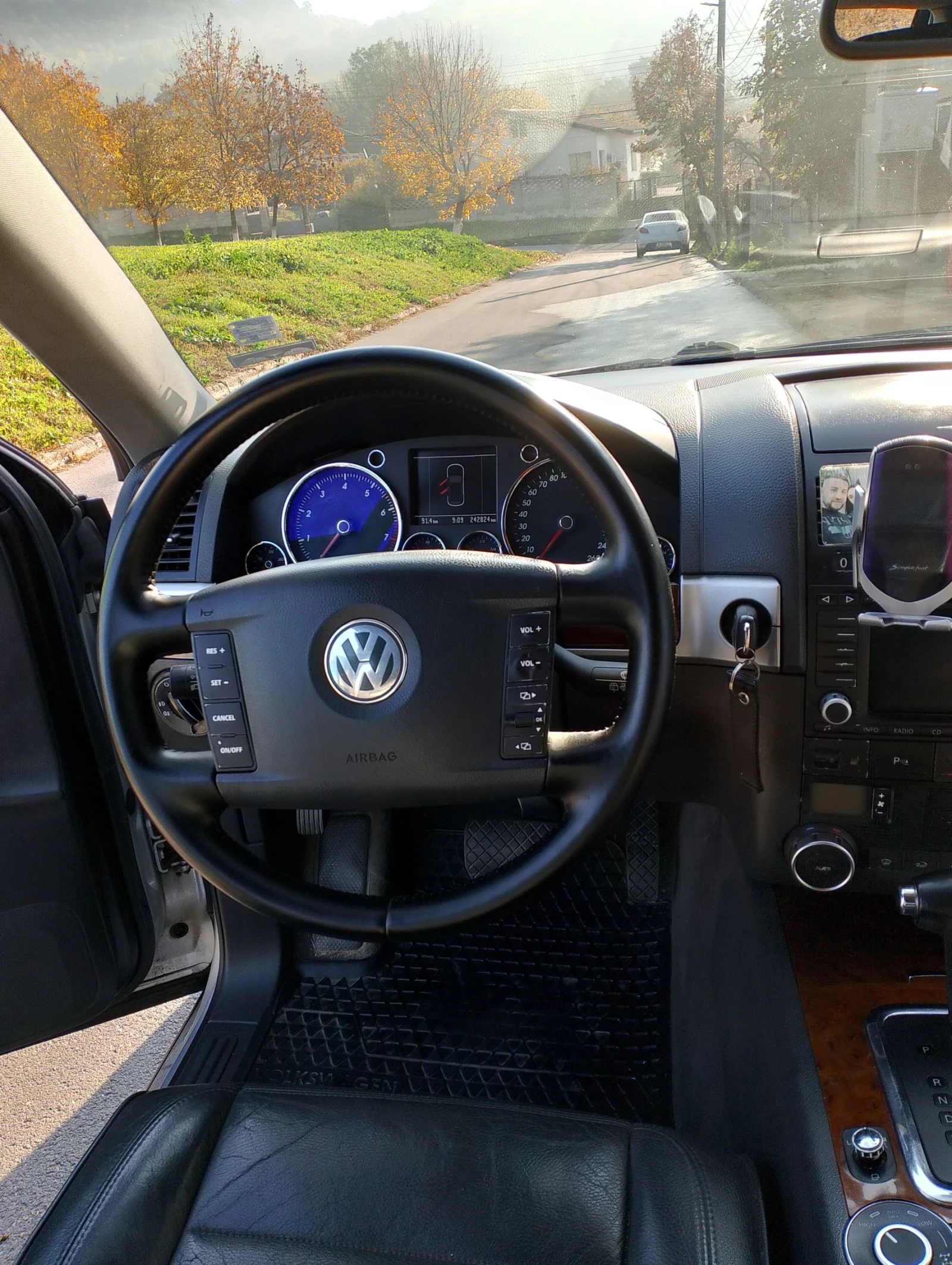 VW Touareg 3.2 Газ/Бензин - изображение 9