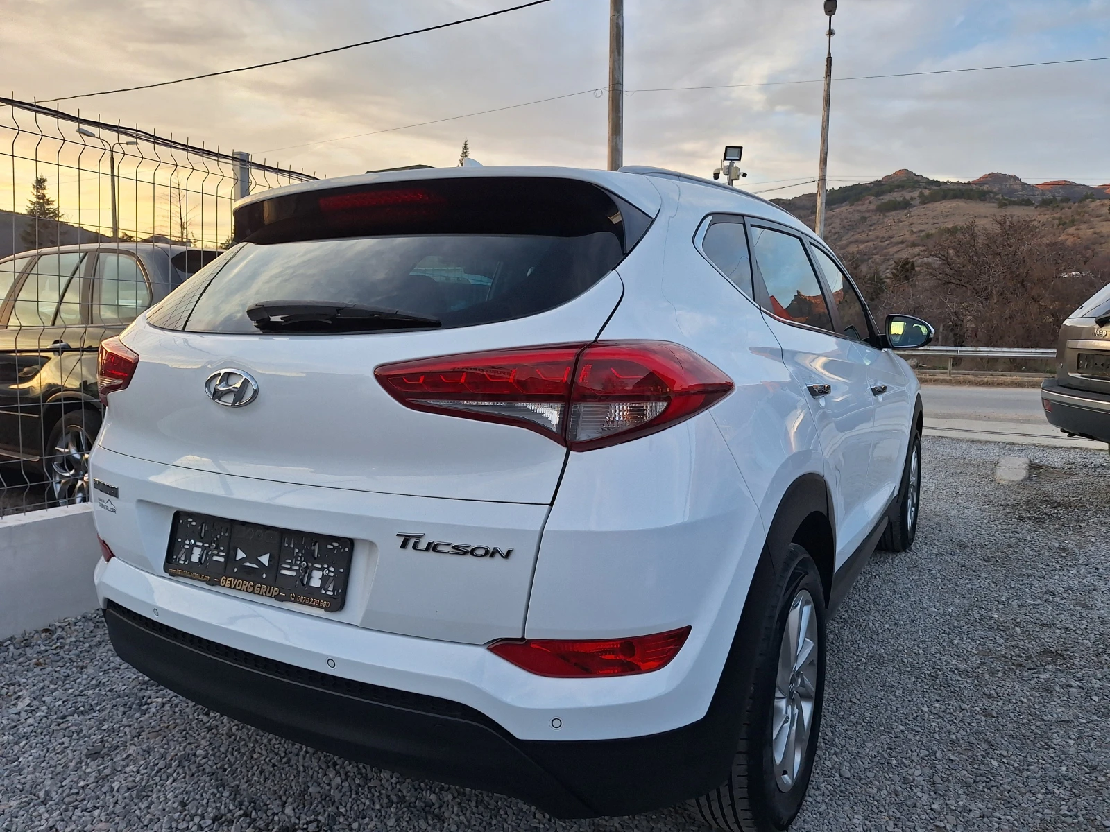 Hyundai Tucson 1.7  CRDI  KATO NOVA - изображение 5