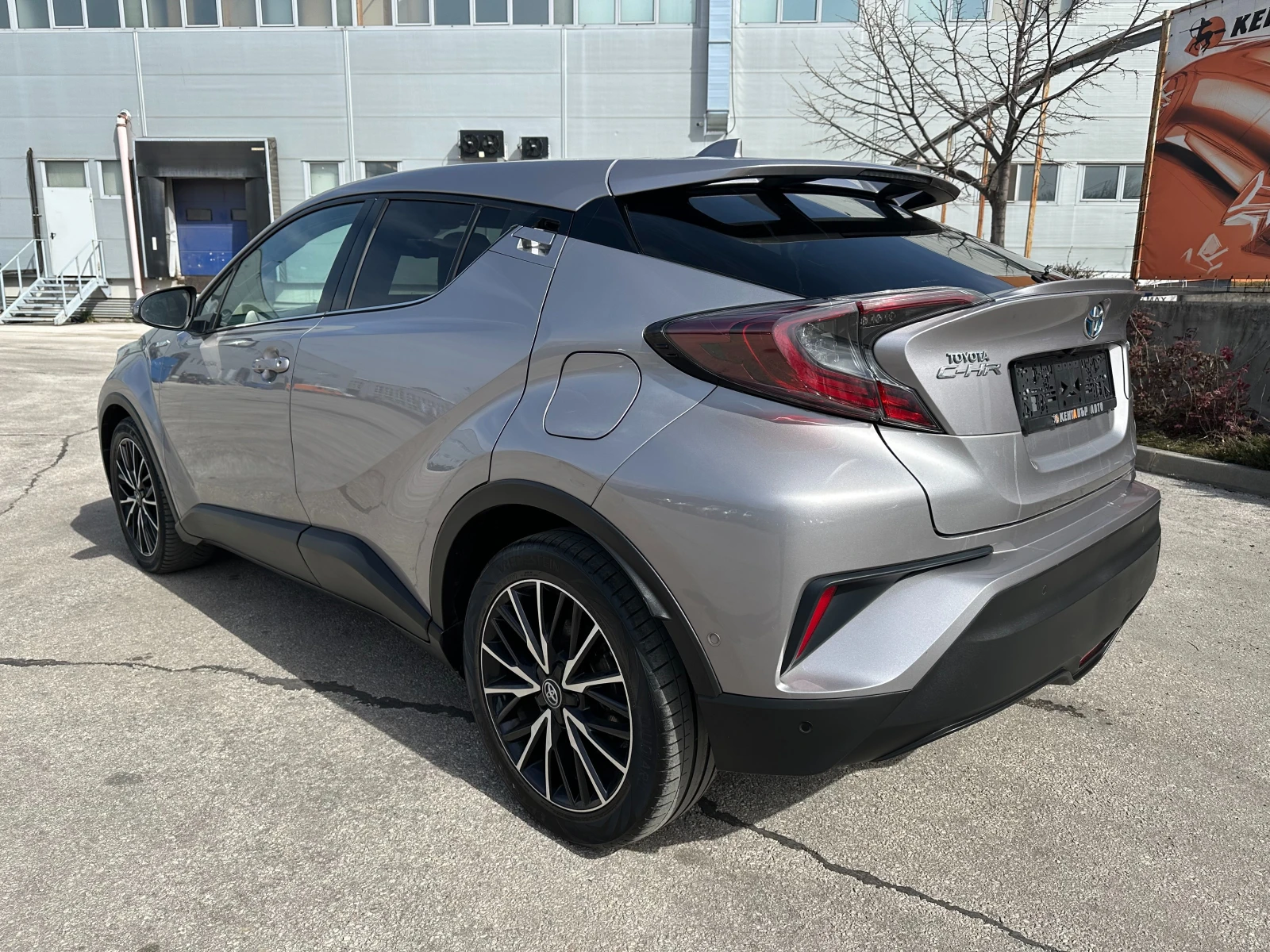 Toyota C-HR 1.8/Hybrid/Кожа - изображение 3