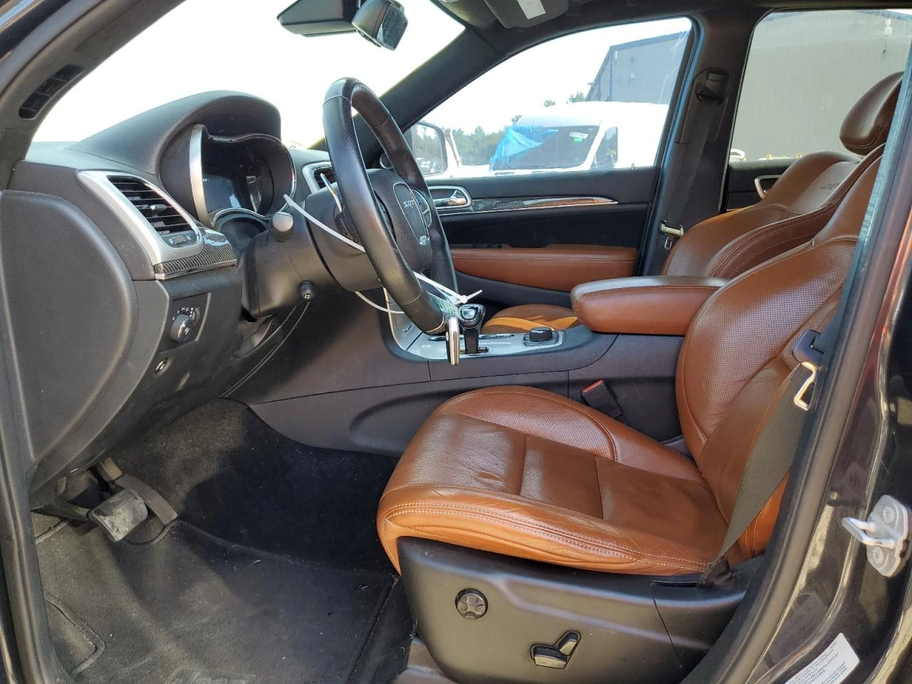 Jeep Grand cherokee SRT 6.4* PANO* ПОДГРЕВ* ОБДУХВ* LANEASSIST - изображение 7