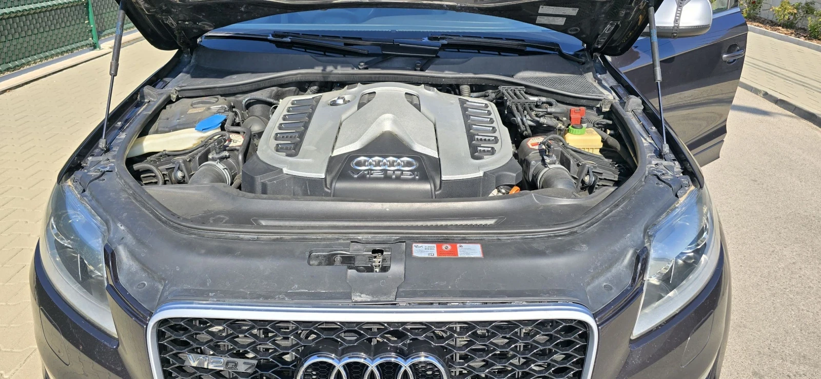 Audi Q7 6.0 TDI V12 500к.с. - изображение 6