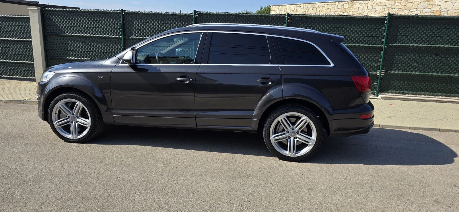 Audi Q7 6.0 TDI V12 500к.с. - изображение 3