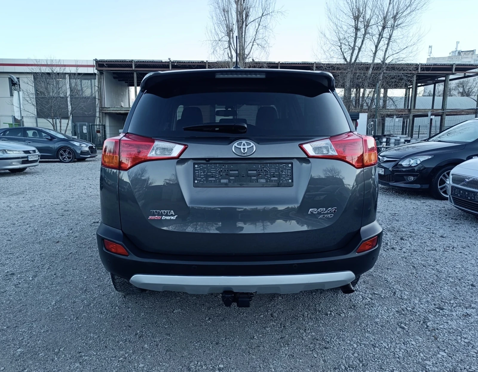 Toyota Rav4 2.0i Автоматик ! Кожен салон ! Навигация ! - изображение 4