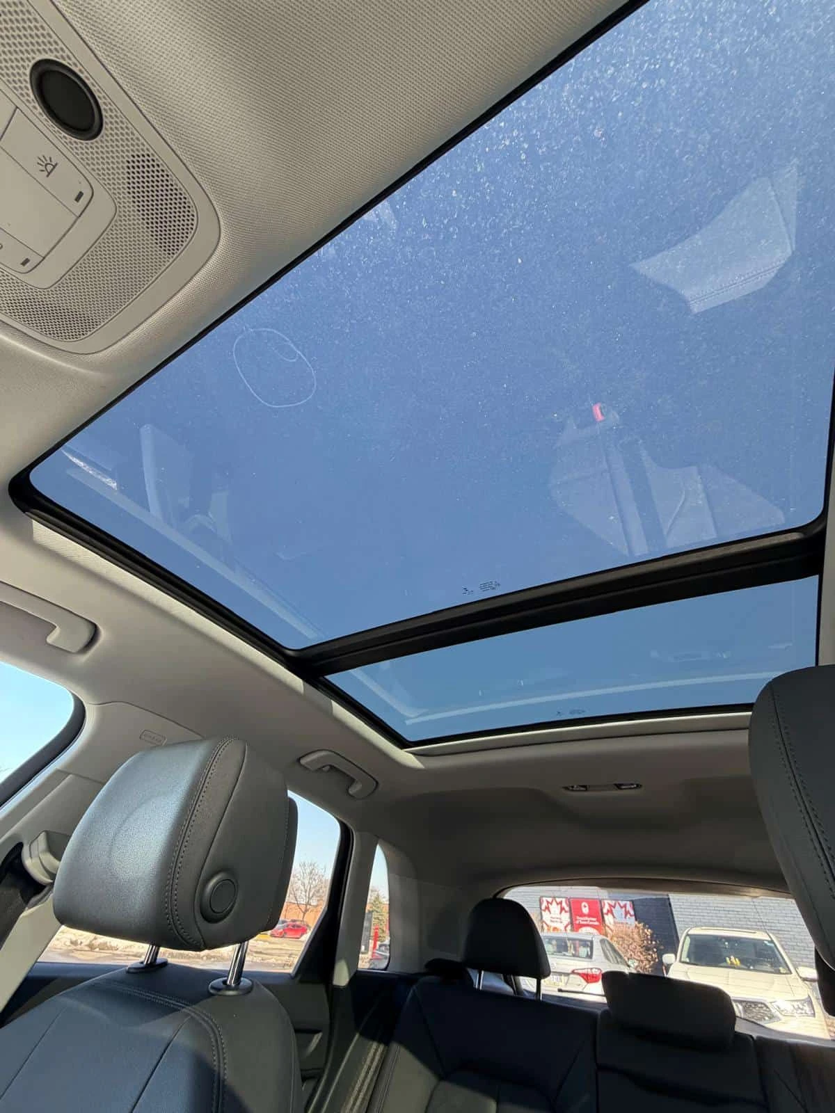 Audi Q3 Komfort 45 TFSI/ПАНОРАМА/ПОДГРЕВИ, снимка 15 - Автомобили и джипове - 53714677