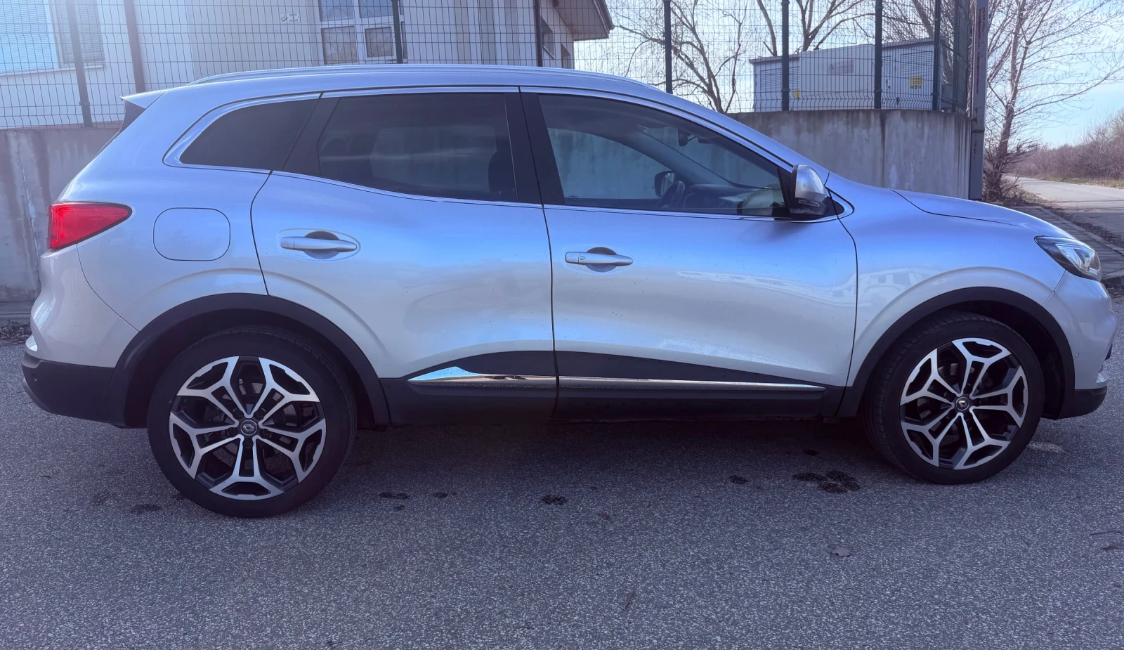 Renault Kadjar 1.5BLUE-DCI-INTENS-EDC, снимка 7 - Автомобили и джипове - 53774521
