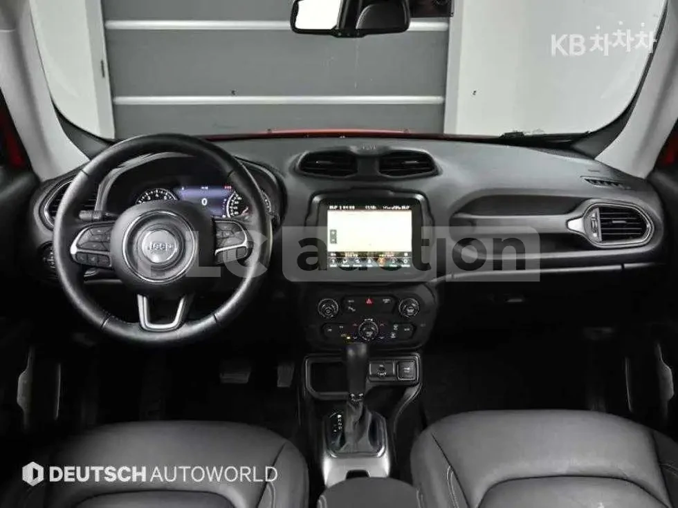 Jeep Renegade, снимка 5 - Автомобили и джипове - 54106315