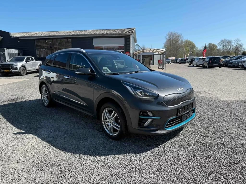 Kia Niro Очакван внос!, снимка 3 - Автомобили и джипове - 54508171