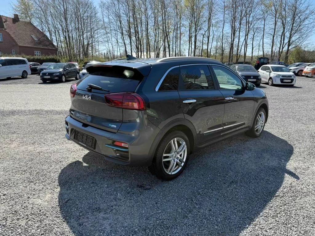 Kia Niro Очакван внос!, снимка 2 - Автомобили и джипове - 54508171