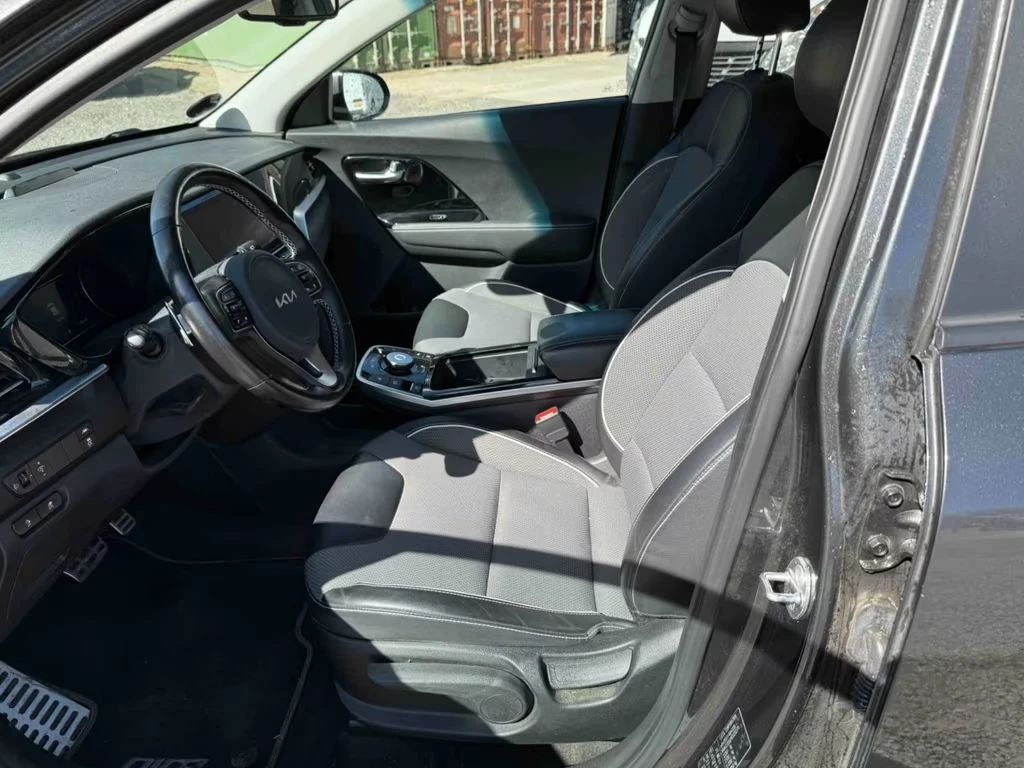Kia Niro Очакван внос!, снимка 6 - Автомобили и джипове - 54508171