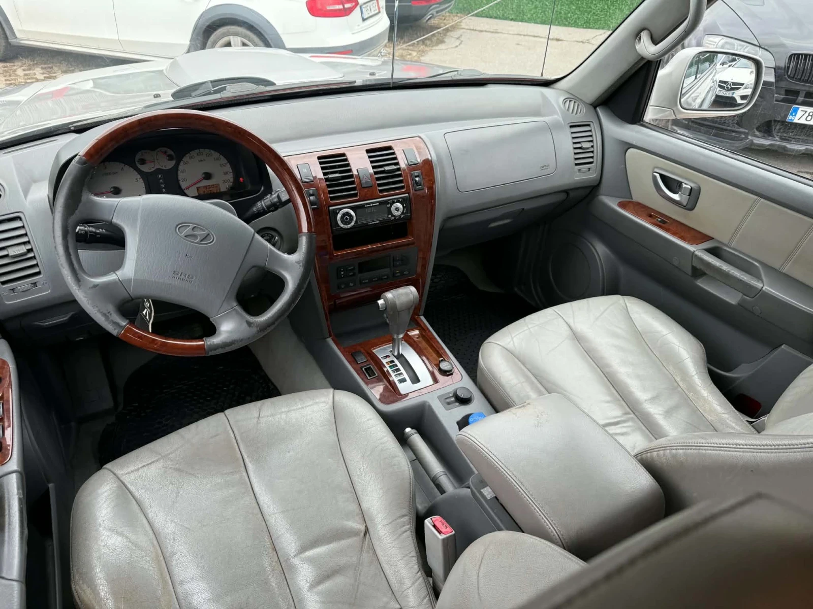 Hyundai Terracan Offroad АВТОМАТ НОВИ ДЮЗИ, снимка 8 - Автомобили и джипове - 54592926