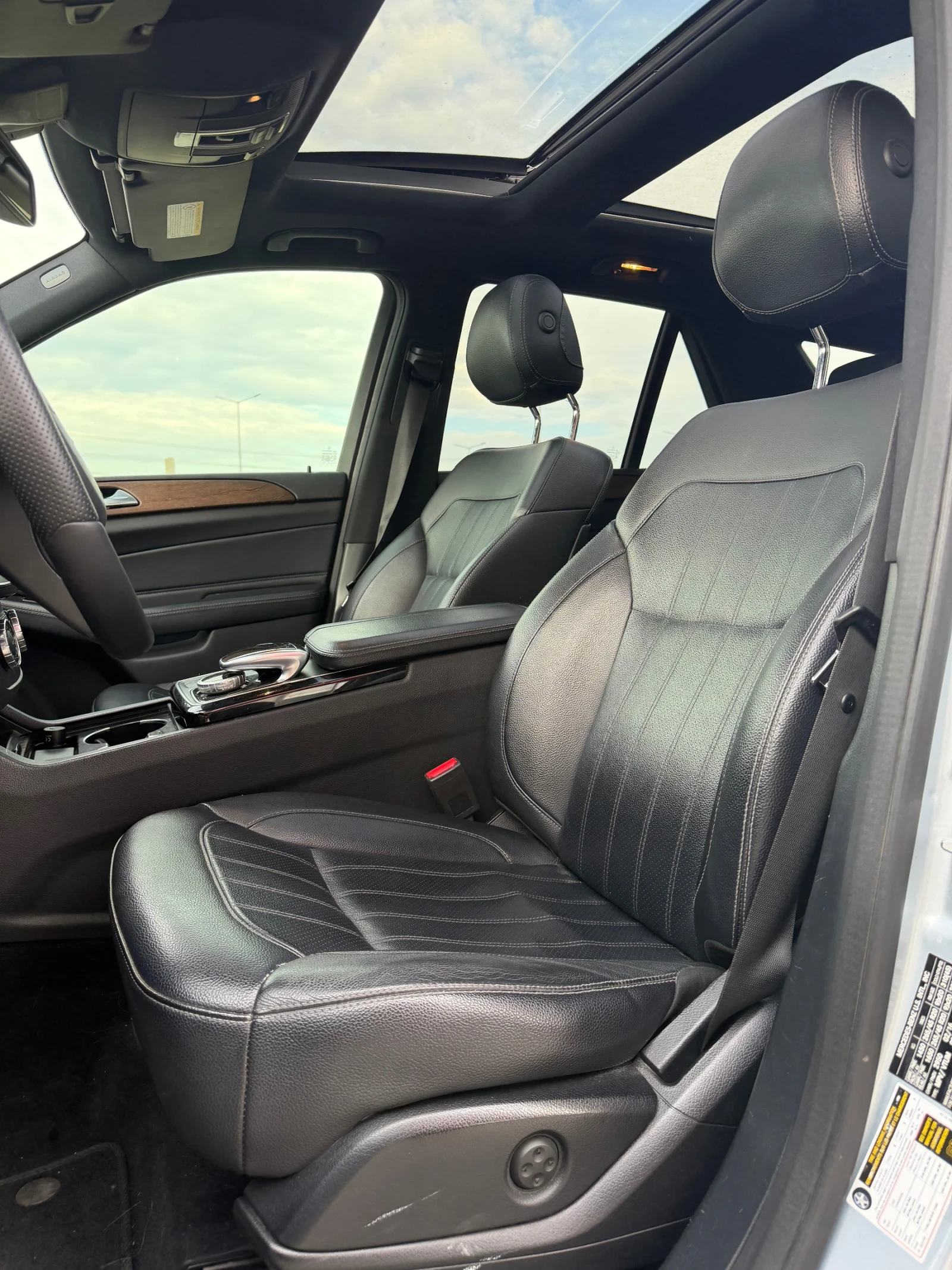 Mercedes-Benz GLE 350 full, снимка 11 - Автомобили и джипове - 55160193