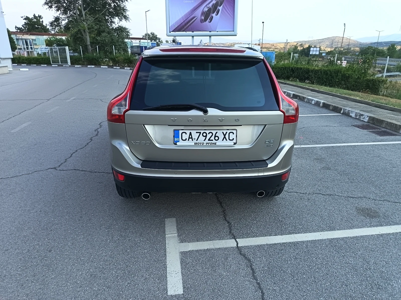 Volvo XC60 D3 2.4 163 ps, снимка 5 - Автомобили и джипове - 55829217