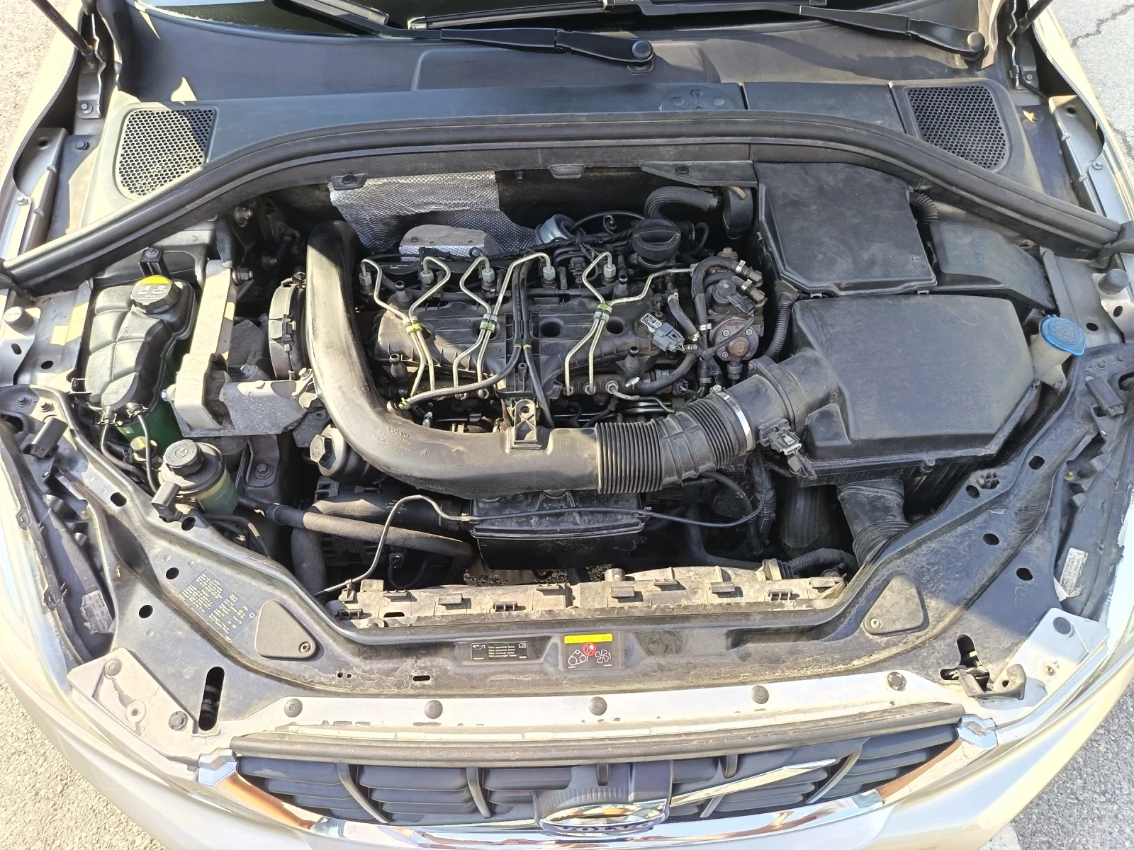 Volvo XC60 D3 2.4 163 ps, снимка 17 - Автомобили и джипове - 55829217