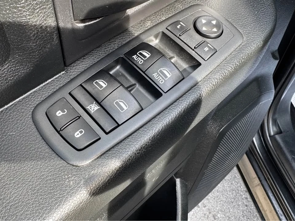 Dodge RAM 1500 * ФИКСИРАНА ЦЕНА ДО БЪЛГАРИЯ С ВСИЧКИ ТАКСИ, снимка 8 - Автомобили и джипове - 55897611