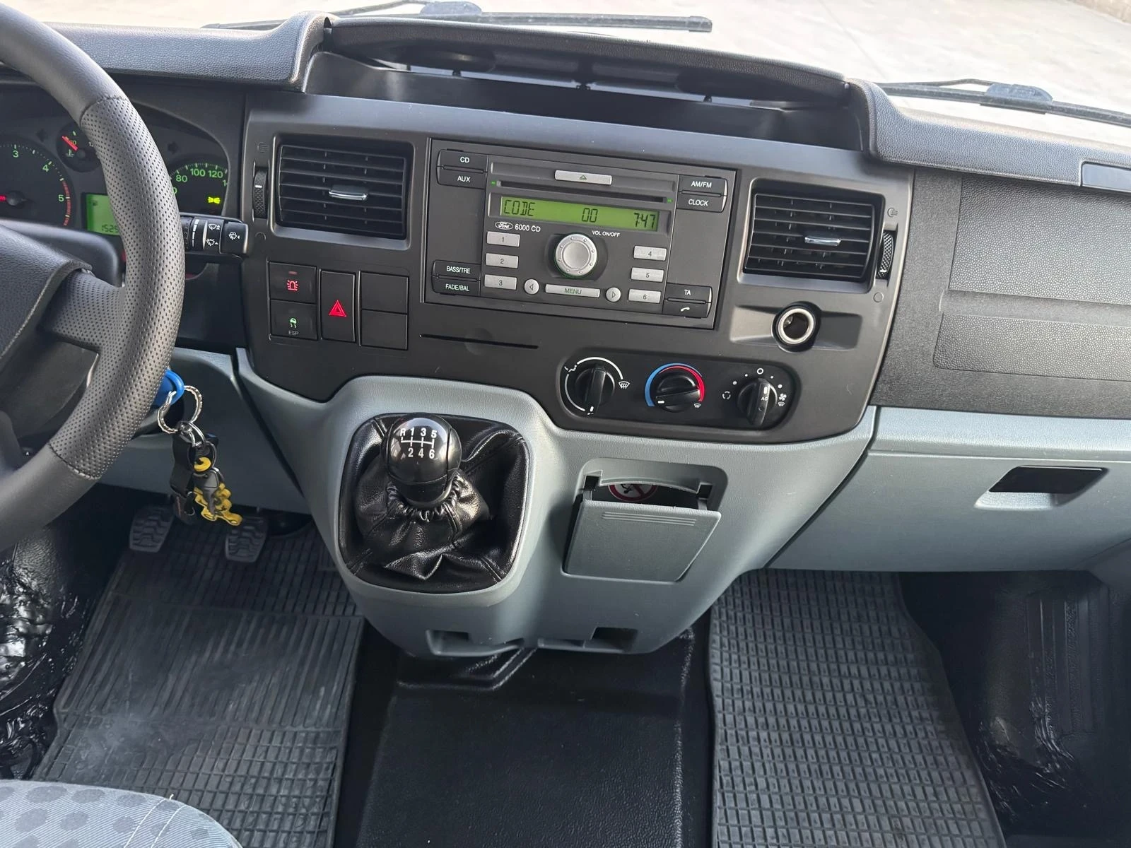 Ford Transit Бордови/6 скорости/2-на гума/ЛИЗИНГ!, снимка 9 - Бусове и автобуси - 55742794