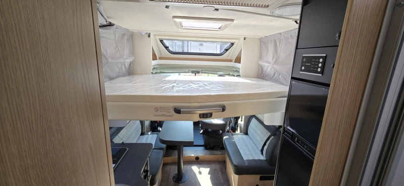 Кемпер SUNLIGHT T68C 2025 Adventure , снимка 11 - Каравани и кемпери - 51203932