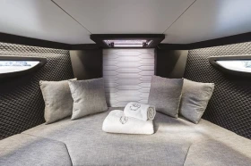 Моторна яхта Cranchi E26 CLASSIC, снимка 15