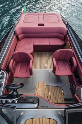 Моторна яхта Cranchi E26 CLASSIC, снимка 17