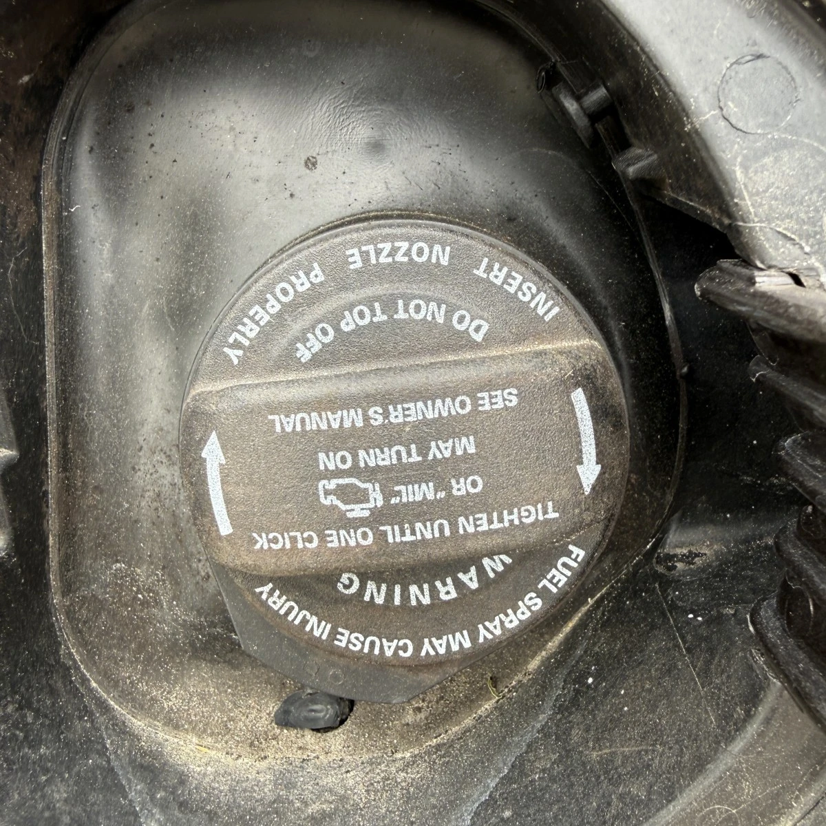 Капачка на резервоара VW Passat CC 2014 5N0809857D