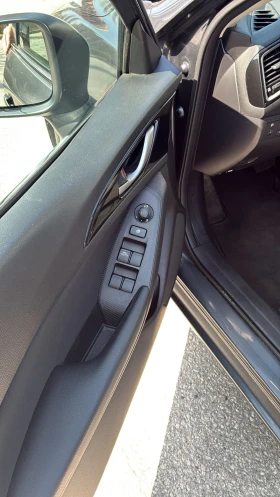 Mazda 3, снимка 15