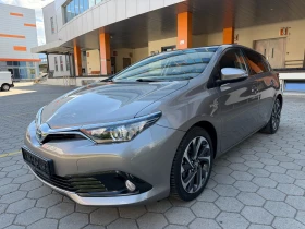 Toyota Auris 1.8Hybrid* FACELIFT* 102000км* Сервизна История* , снимка 1