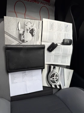 Toyota Auris 1.8Hybrid* FACELIFT* 102000км* Сервизна История* , снимка 14