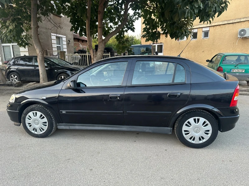 Opel Astra 1.6 I, снимка 8 - Автомобили и джипове - 47348640