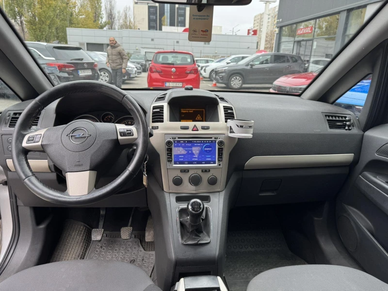 Opel Zafira 1.9 CDTI, снимка 13 - Автомобили и джипове - 47978626