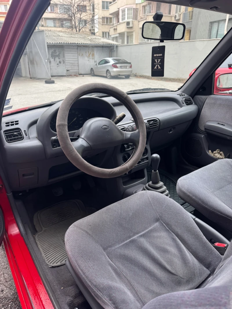 Nissan Micra Бензин 1.0, снимка 4 - Автомобили и джипове - 48238050