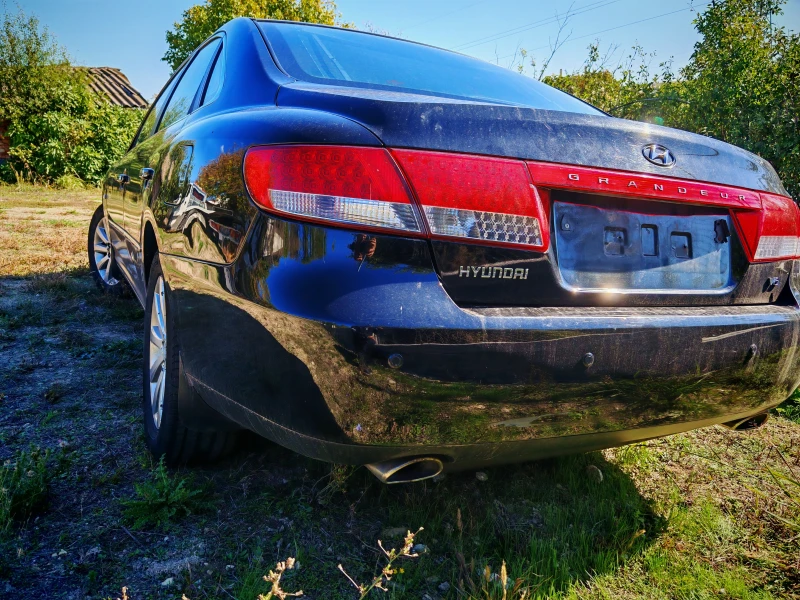 Hyundai Grandeur, снимка 4 - Автомобили и джипове - 52005626