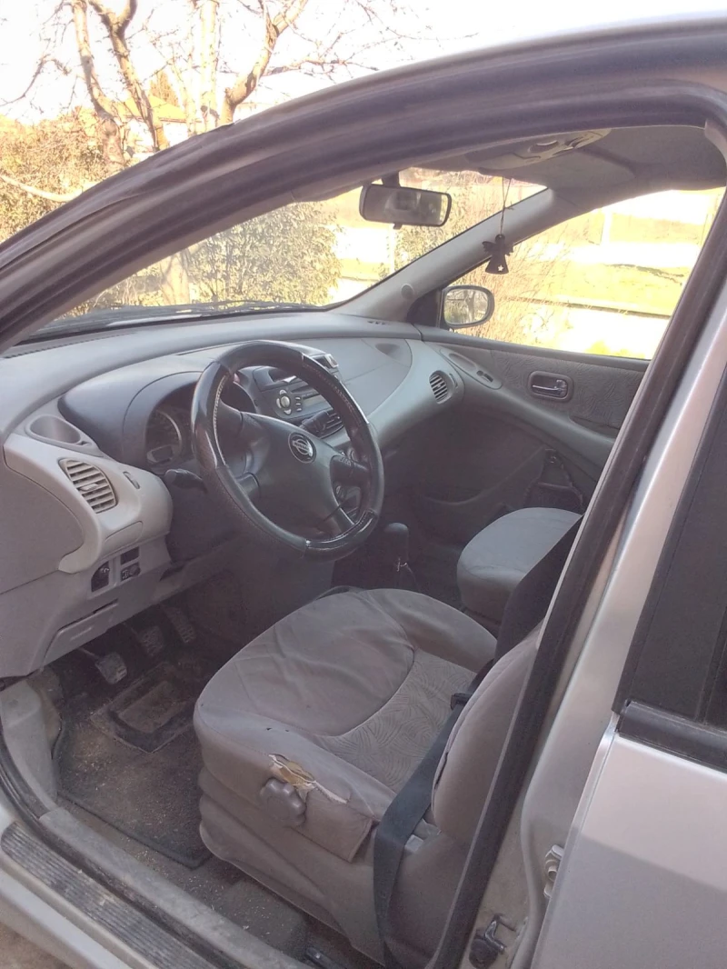 Nissan Almera tino, снимка 4 - Автомобили и джипове - 49243155