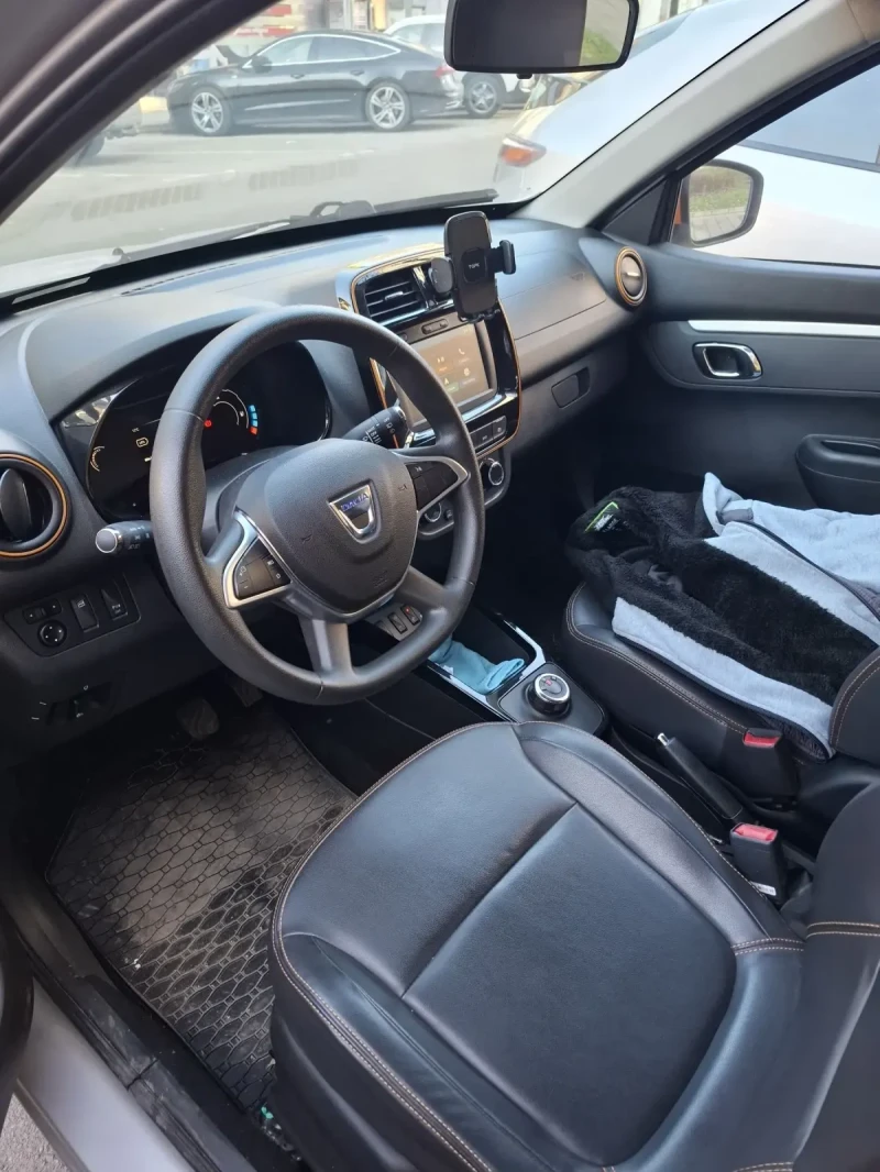 Dacia Spring електрическа, снимка 7 - Автомобили и джипове - 49492561