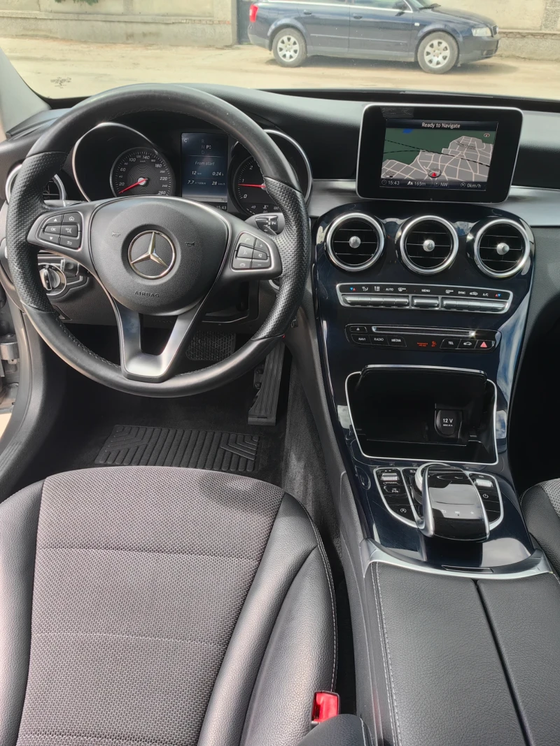 Mercedes-Benz C 220, снимка 12 - Автомобили и джипове - 50507410