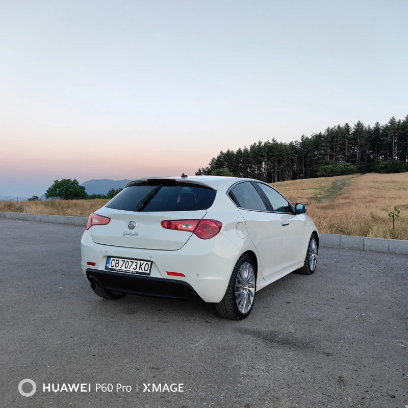 Alfa Romeo Giulietta, снимка 8 - Автомобили и джипове - 52568146