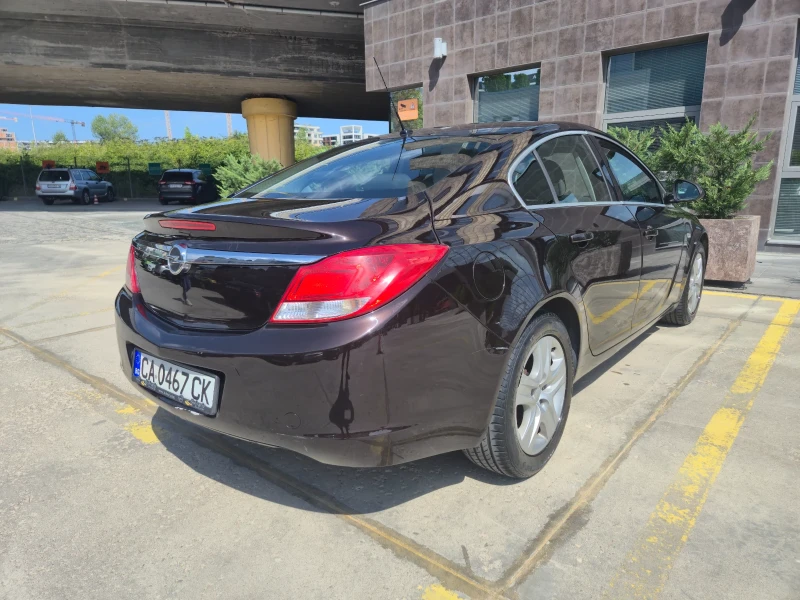 Opel Insignia 1.8 , снимка 2 - Автомобили и джипове - 51991311