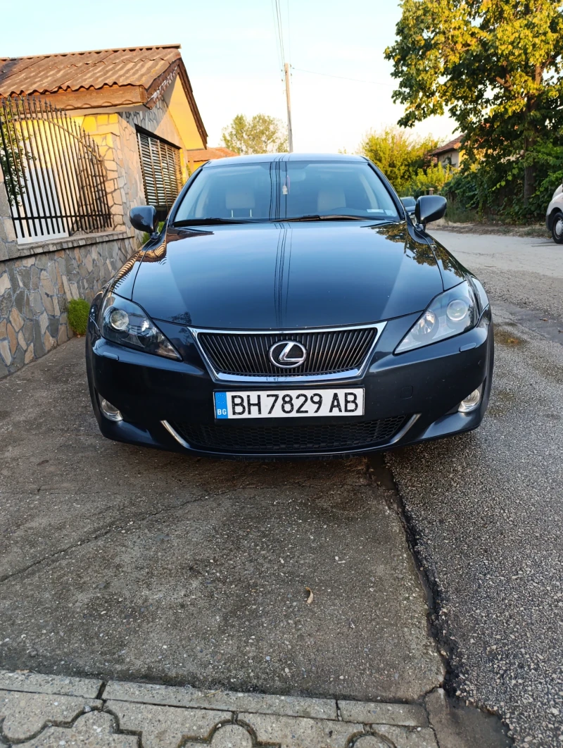 Lexus IS 250 Sport, снимка 2 - Автомобили и джипове - 52817942