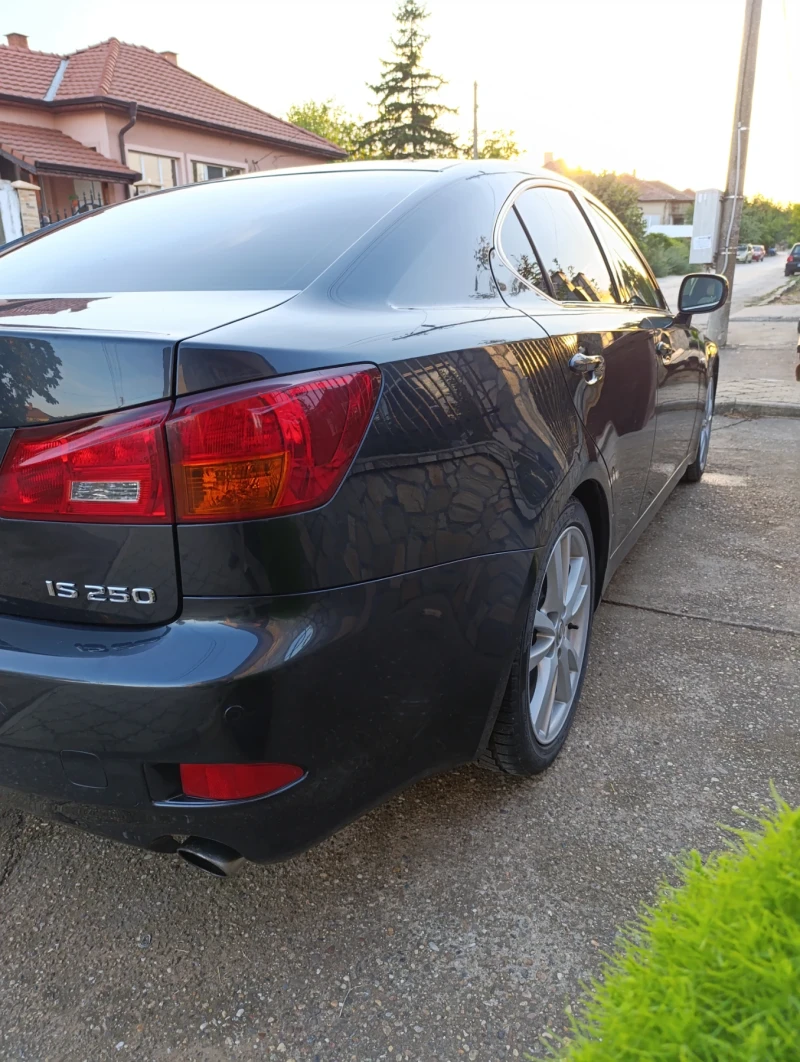 Lexus IS 250 Sport, снимка 5 - Автомобили и джипове - 52817942